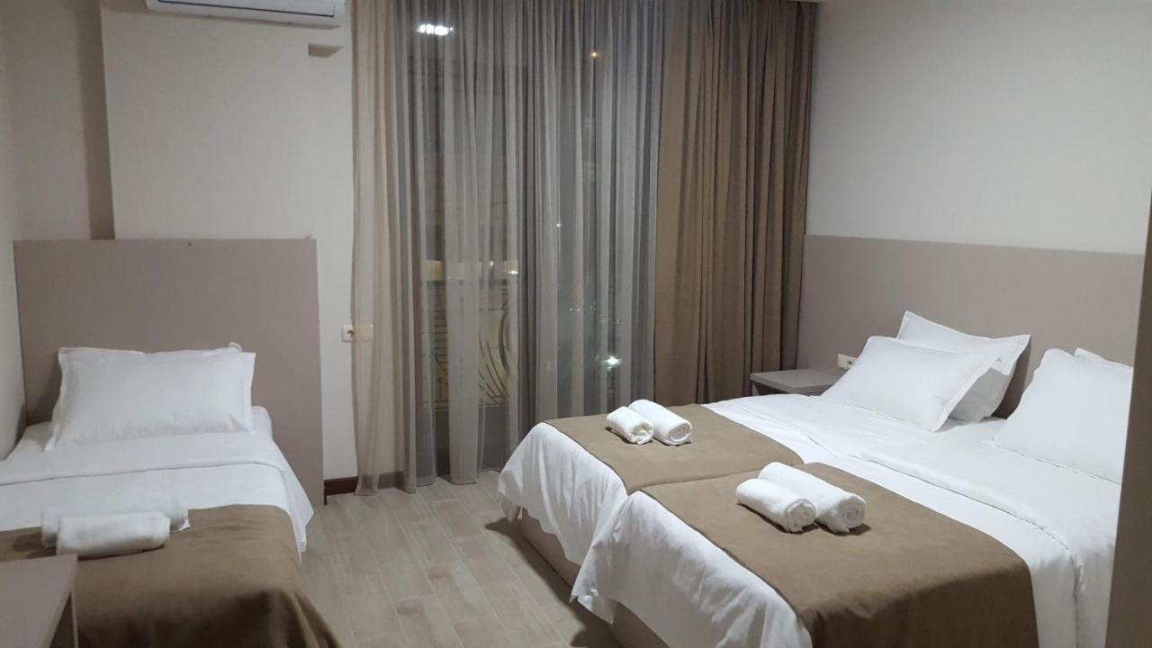 Hotel Tesa Gonio Exteriör bild